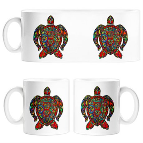 Taza ilustración de tortuga tribal maori coloreada