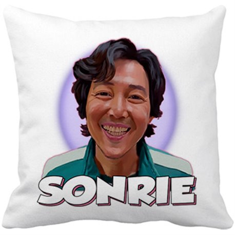 Cojín con relleno ilustración caricatura de jugador del calamar sonriendo