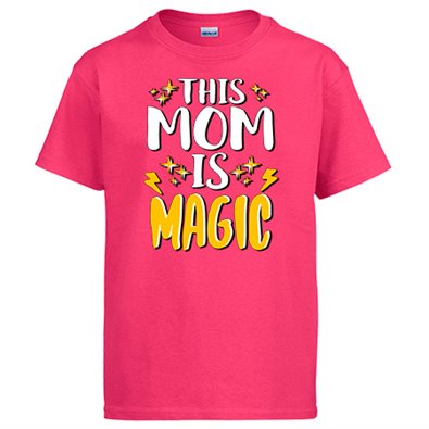 Camiseta This Mom Is Magic